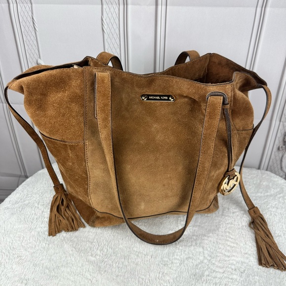 Michael Kors Handbags - Michael Kors Suede Ashbury Tan Camel Shoulder Bag Boho Tassel Tote